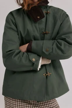 Dara. Deportiva cruzada