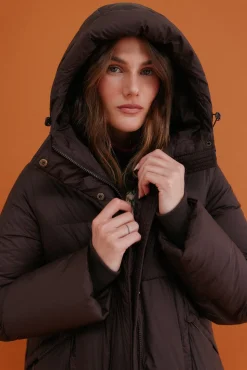 Diletta. Deportiva acolchada