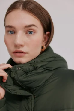 Diletta. Deportiva acolchada