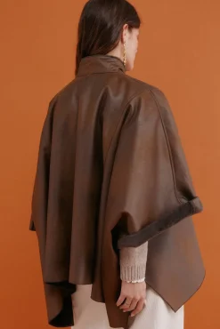 Domenica. Deportiva doble faz