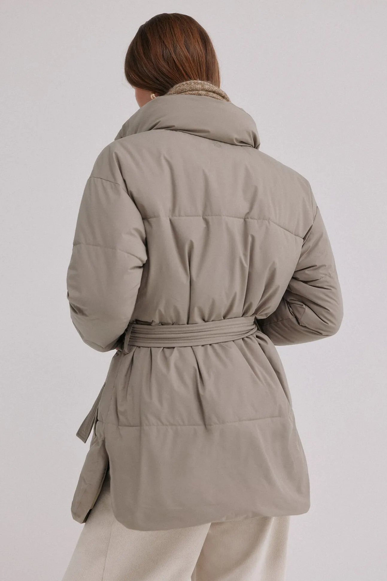 Dulia. Deportiva acolchada