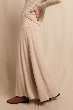 Falda capa de punto