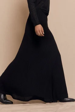 Falda capa de punto