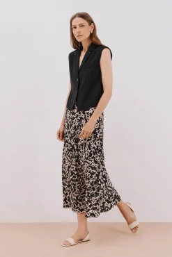 Falda capa estampada