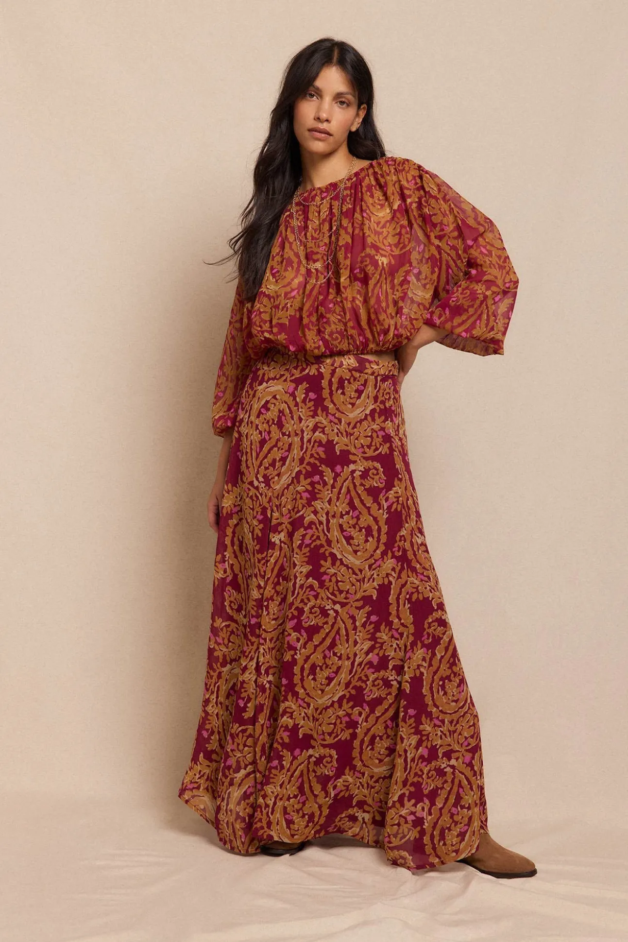 Falda capa midi estampada