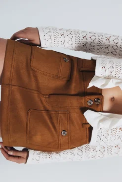 Falda corta antelina