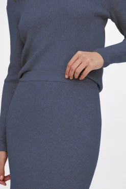 Falda de punto canalé midi