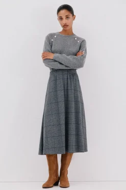 Falda de punto evasé