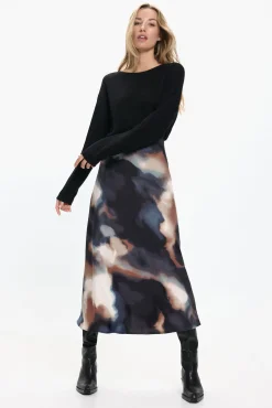 Falda estampada larga