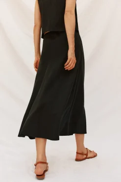 Falda fluída tencel