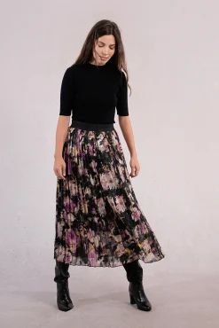 Falda larga plisada con estampado