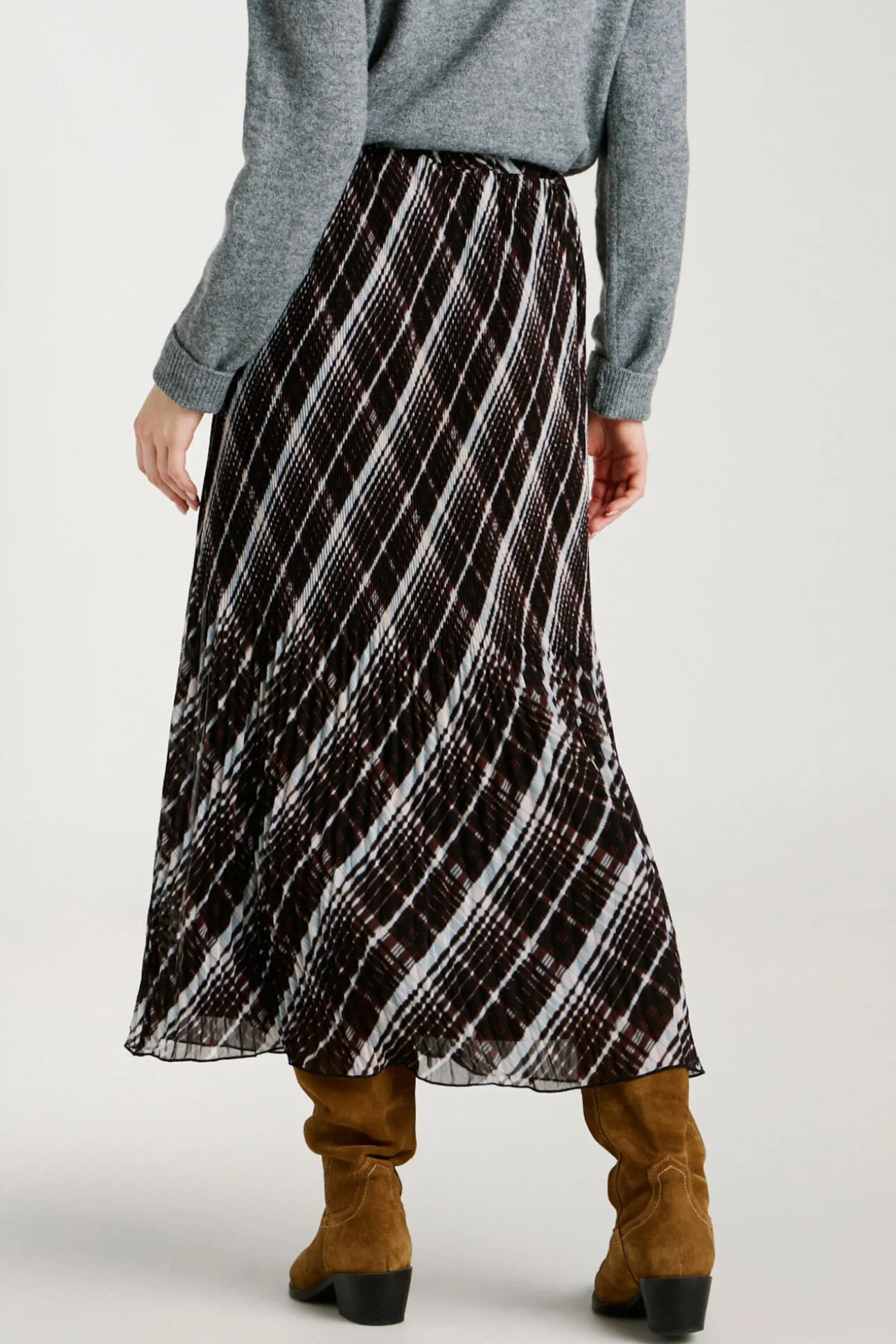 Falda midi de gasa plisada