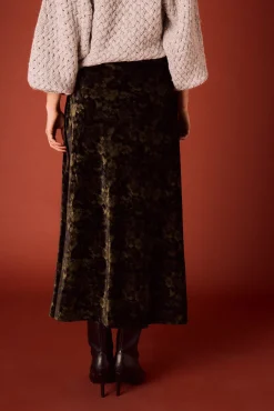 Falda midi de terciopelo tie dye