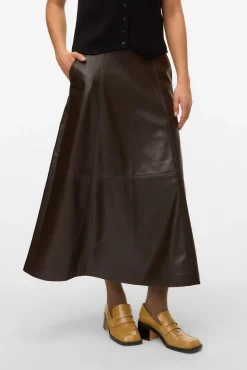 Falda midi efecto piel