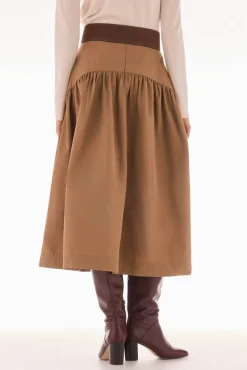 Falda tafeta abullonada