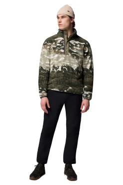 Forro polar con corchetes