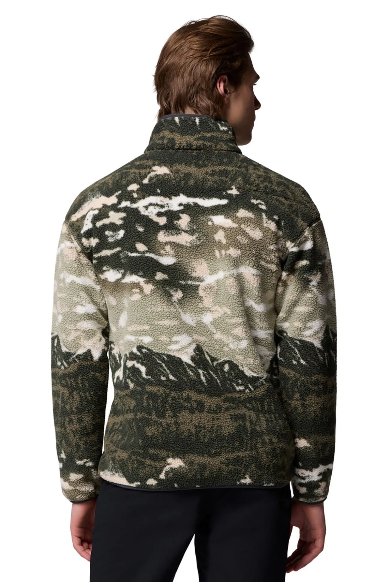 Forro polar con corchetes