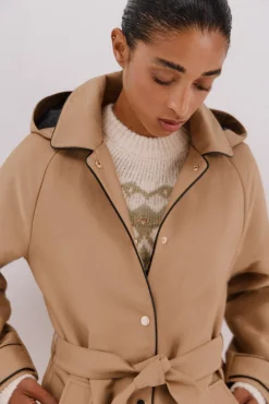 Gabardina satinada capucha desmontable