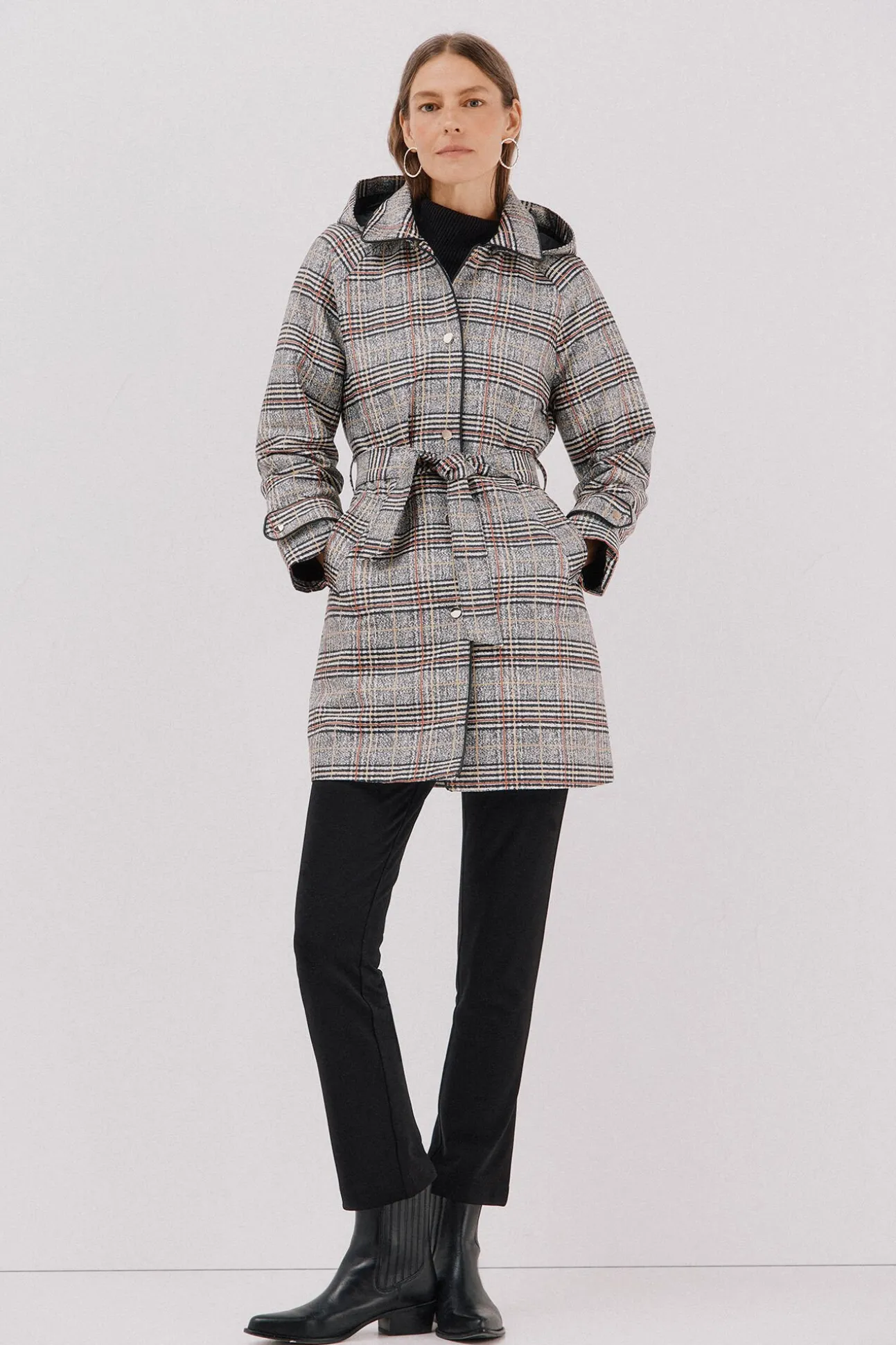 Gabardina satinada capucha desmontable