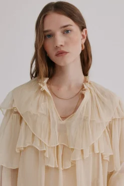 Giulia. Blusa romántica