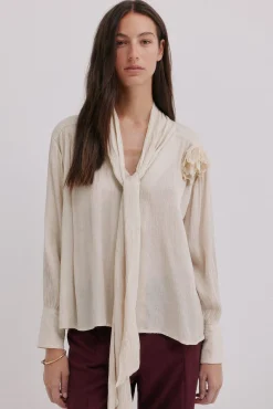 Gretel. Blusa lazada