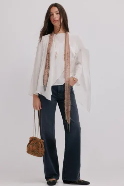 Guiada. Blusa con cruce asimétrico