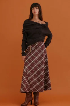 Idalia. Jersey con escote asimétrico