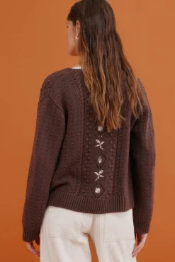 Ilena. Cárdigan bordado