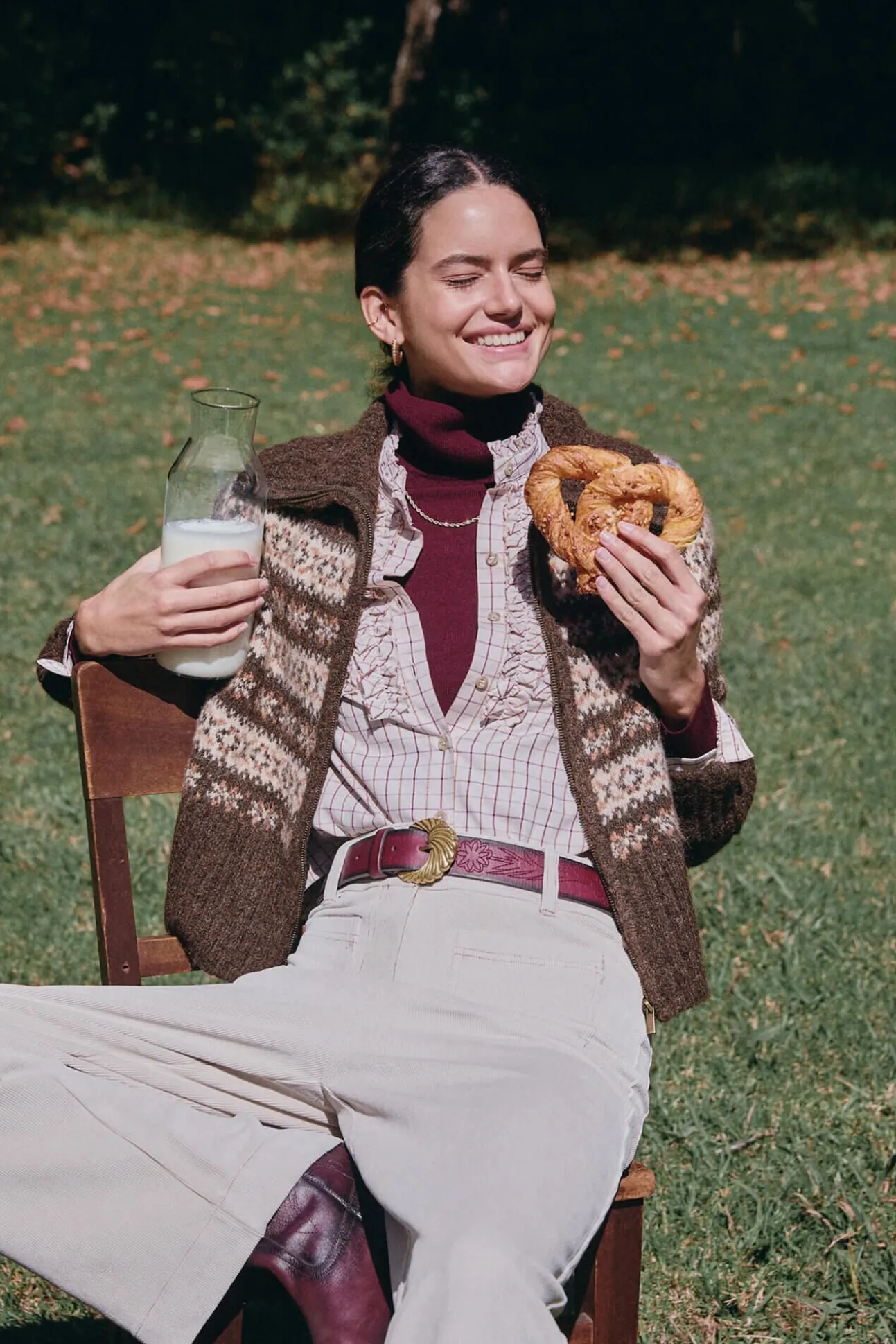 Inola. Cárdigan grecas