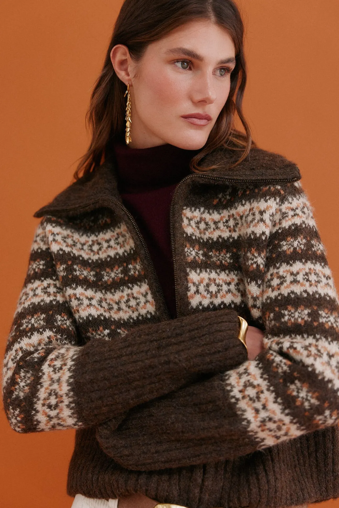 Inola. Cárdigan grecas