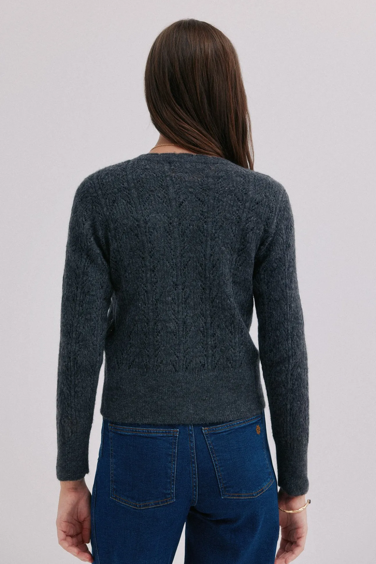 Inés. Cárdigan calado