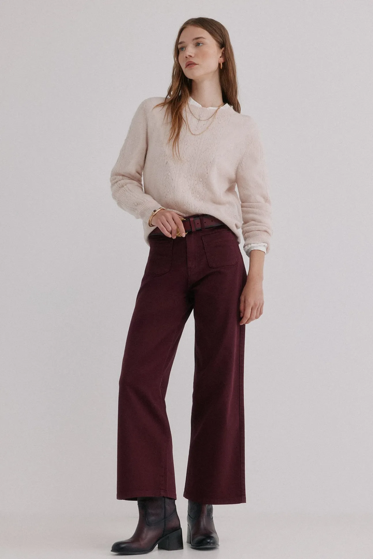 Isabella. Jersey calado