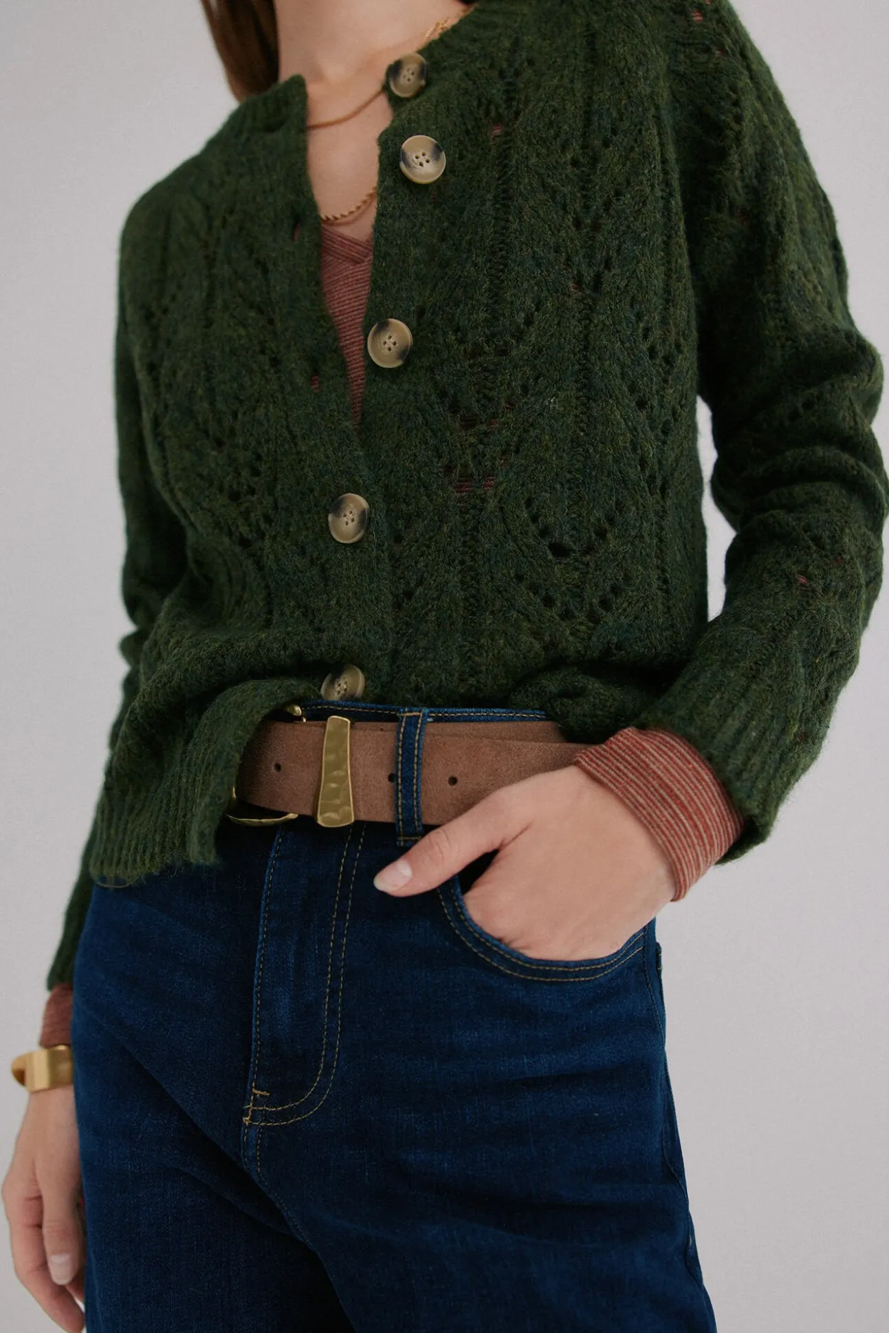 Ivette. Cárdigan calado