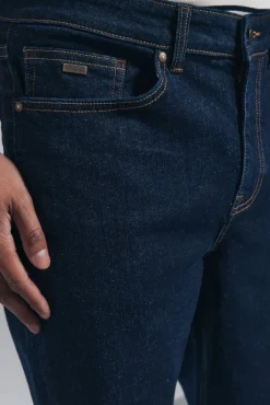 Jeans desencolado slim fit