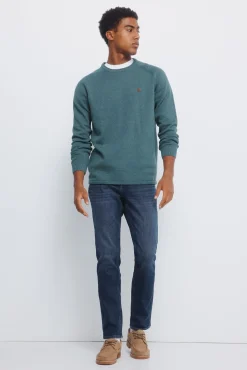 Jeans lavado medio oscuro slim fit