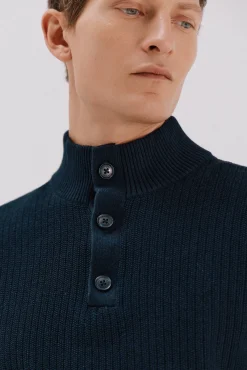 Jersey algodón estructura cuello alto con botones