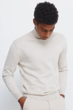 Jersey básico cuello alto