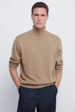 Jersey básico cuello alto