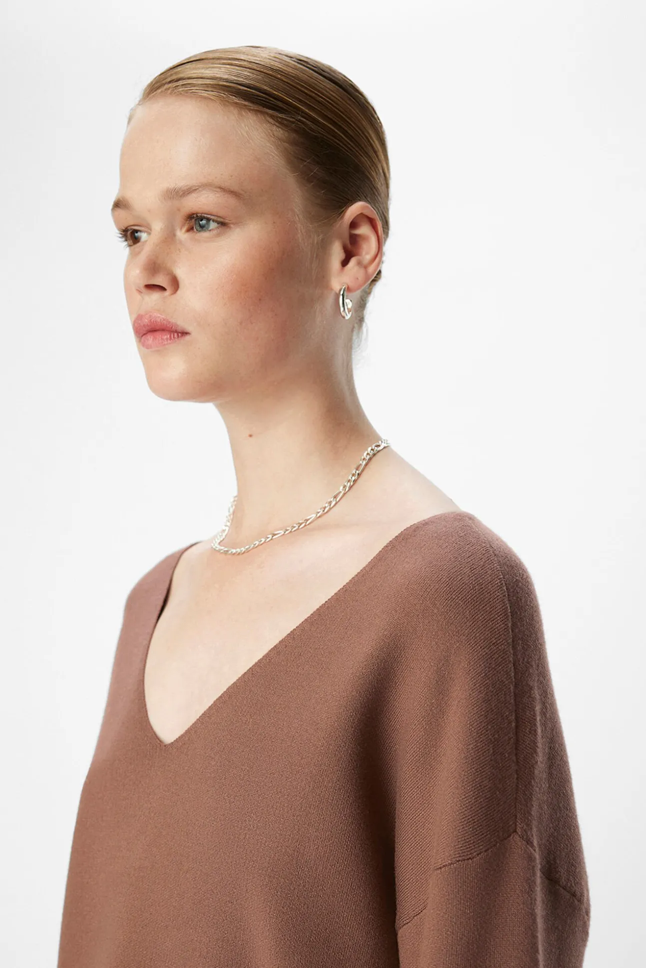 Jersey básico cuello pico