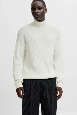 Jersey básico cuello vuelto