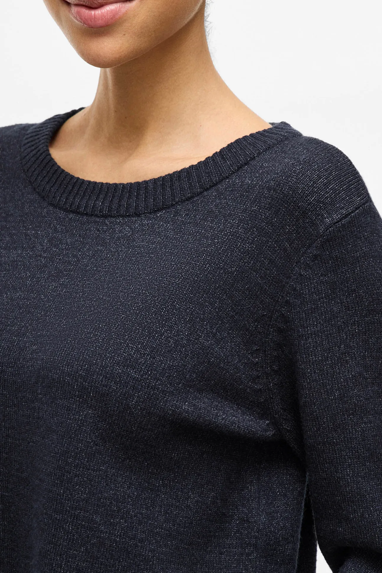 Jersey con cuello redondo de viscosa