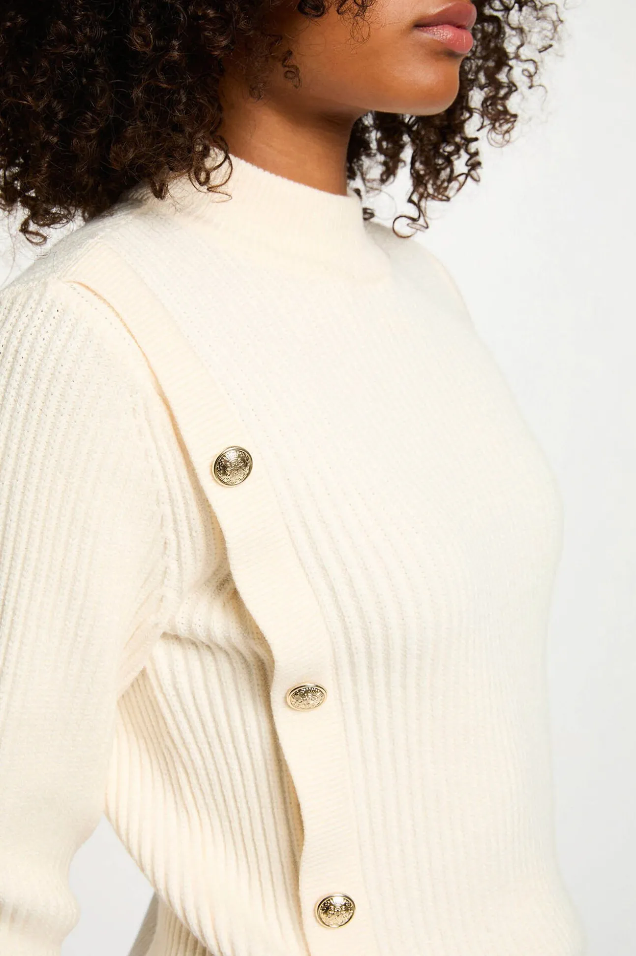 Jersey corto de cuello alto