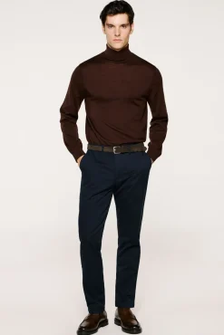 Jersey cuello alto 100% lana merino