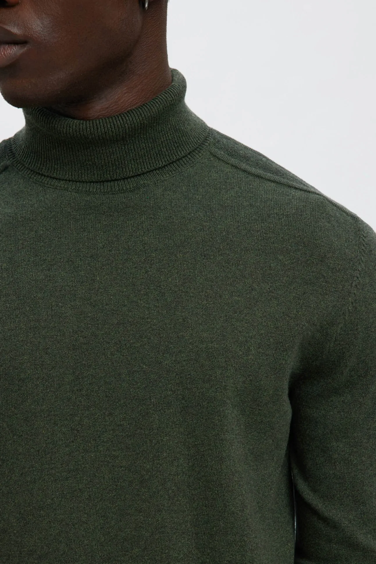 Jersey cuello alto algodón orgánico