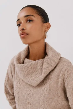 Jersey cuello amplio