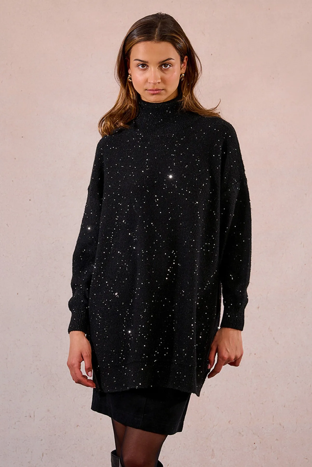 Jersey de manga larga con abalorios brillantes