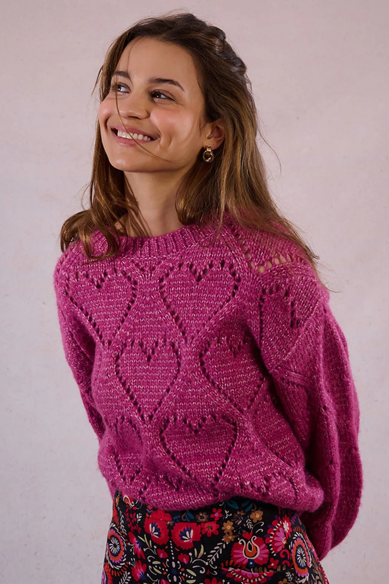 Jersey de manga larga en punto calado con corazones