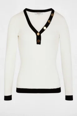 Jersey entallado con cuello en V