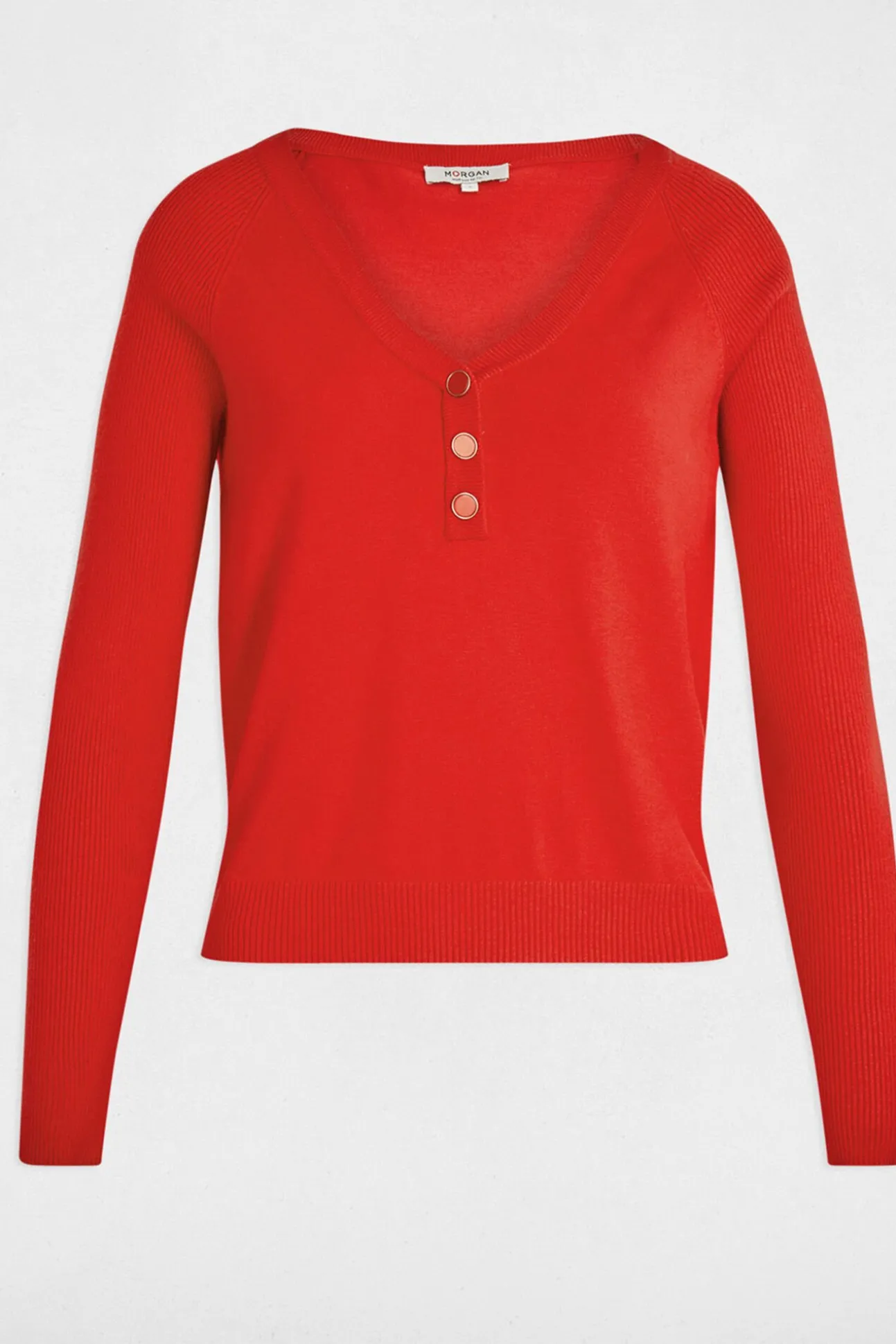 Jersey entallado con cuello en V