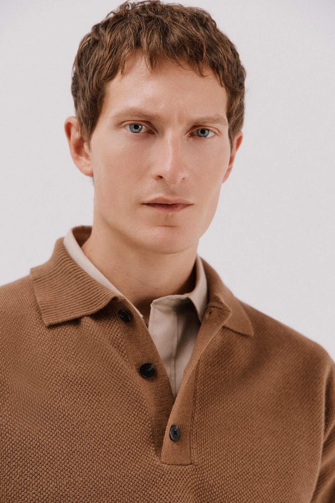 Jersey estructura lana cuello polo botones